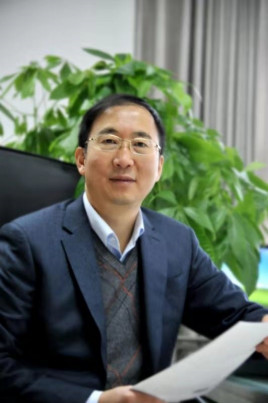 於起峰